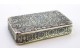 Caixa de rapé em prata nielada com interior dourado e tampa basculante.